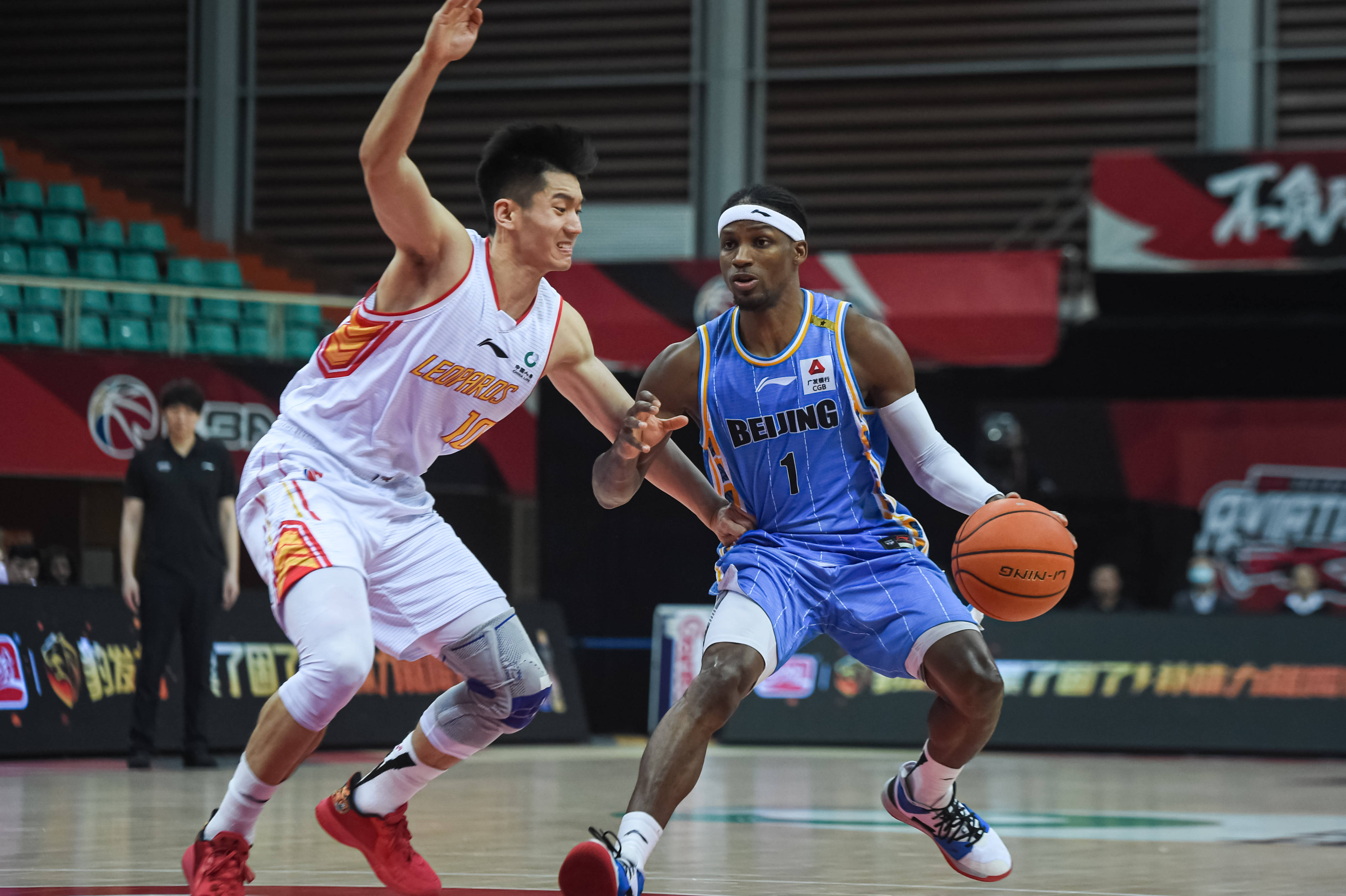 出色的贴身 出色的贴身