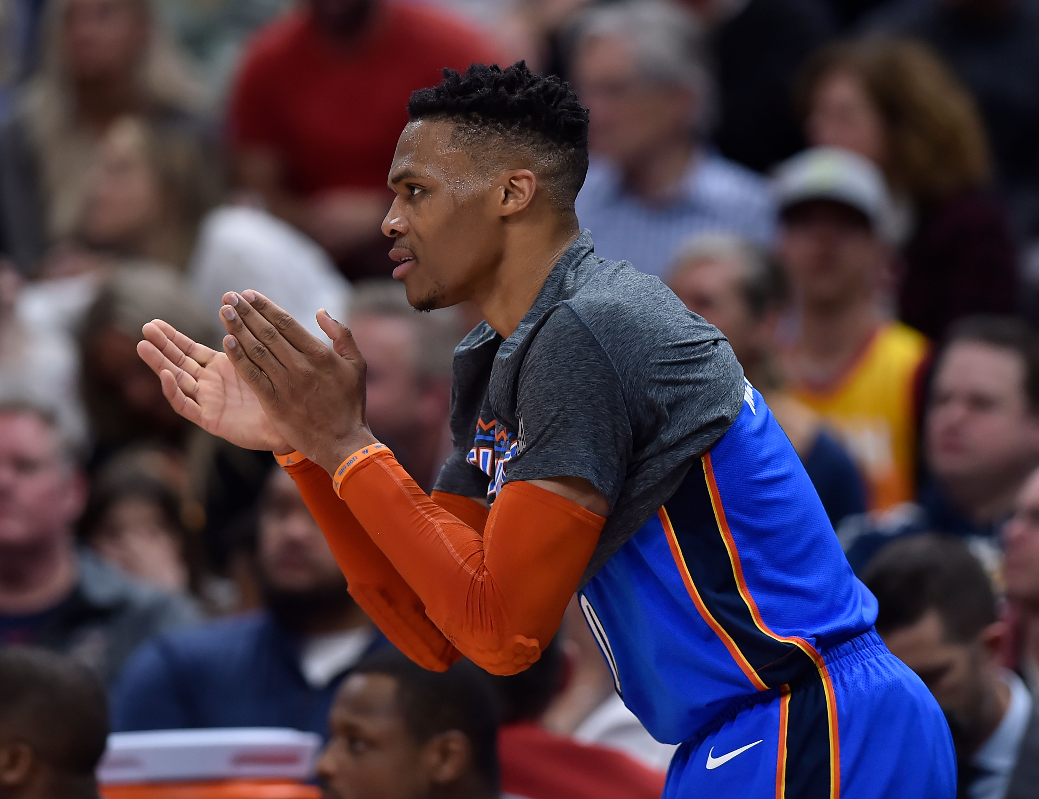 辽宁队在投 辽宁队在投