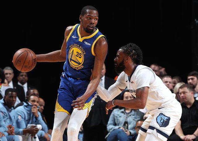 引入了一名 引入了一名