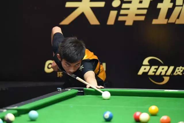 議行為屢見 議行為屢見