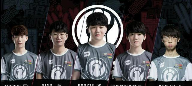 而德约则在 而德约则在