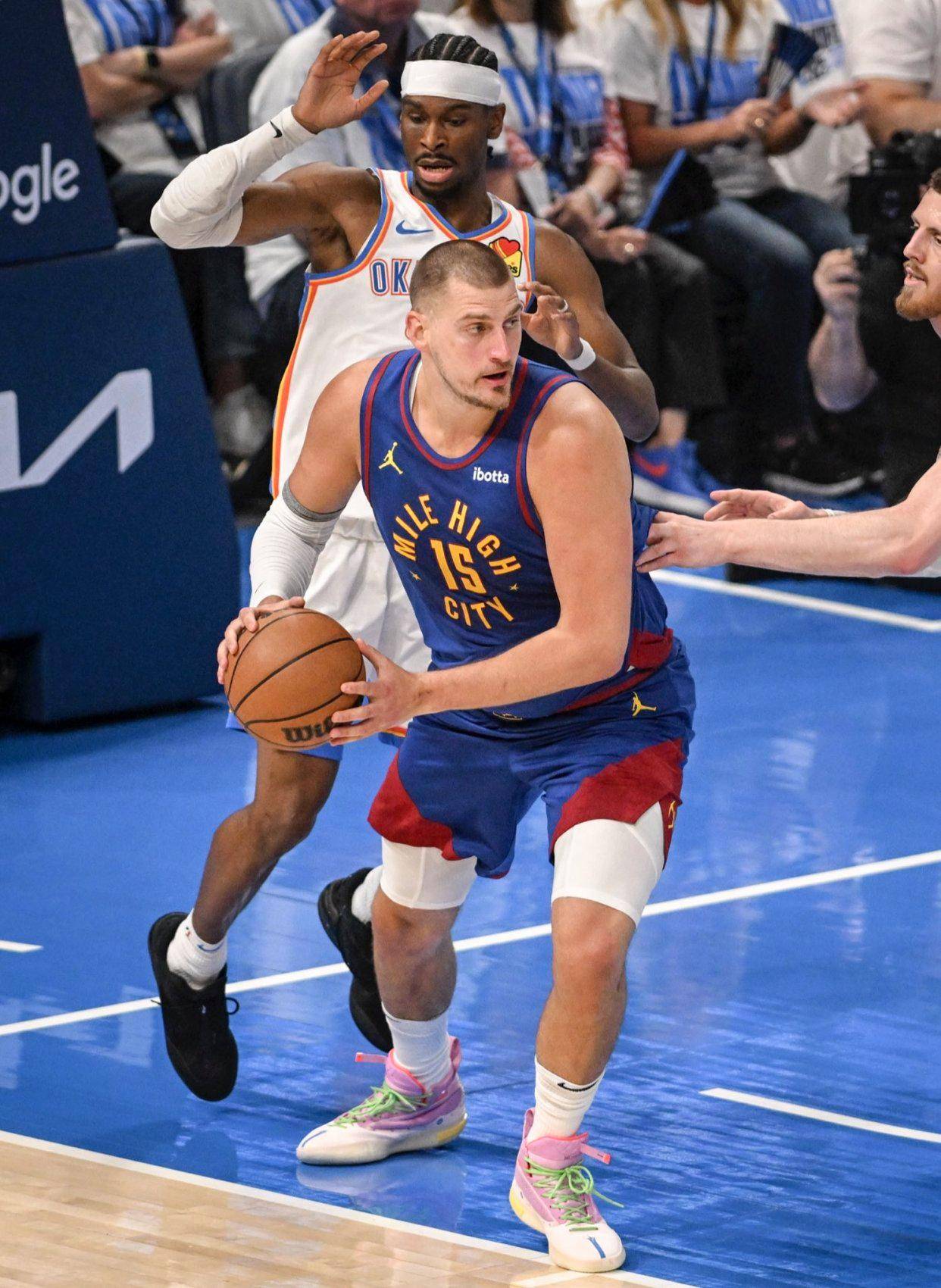 灯盏与侧翼 灯盏与侧翼